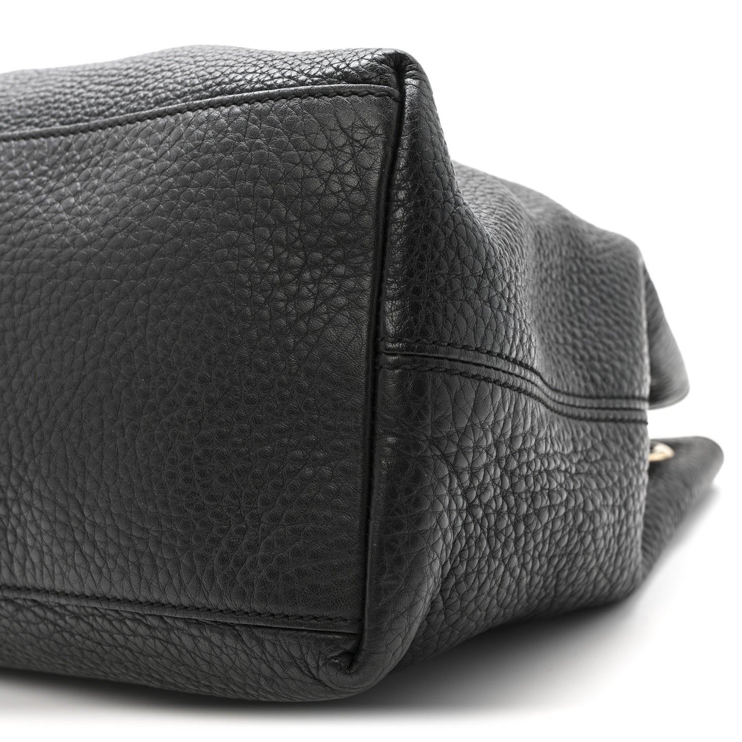 Pebbled Calfskin Medium Soho Chain Shoulder Bag Black