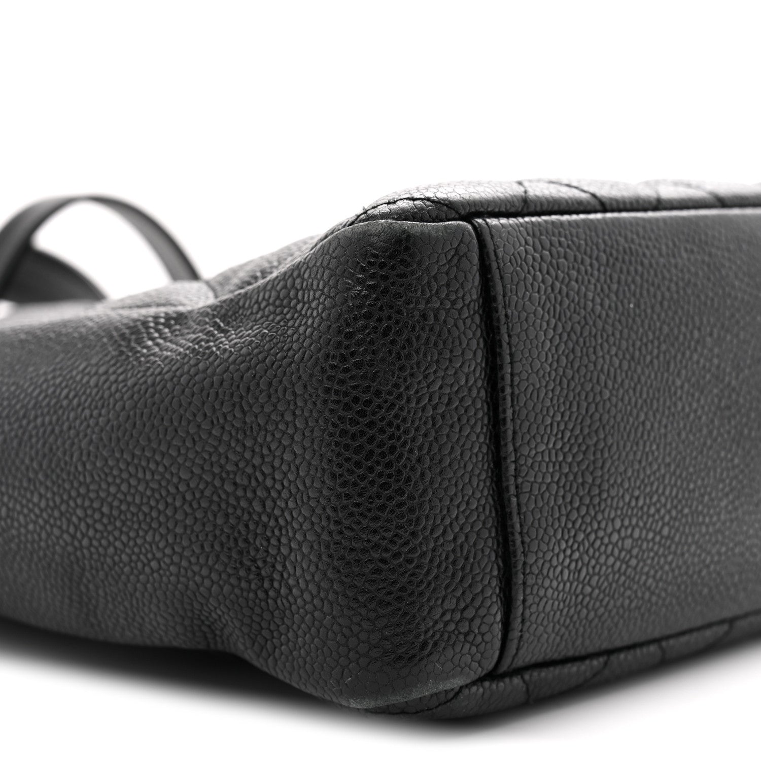 Caviar Quilted Petit Shopping Tote PST Black