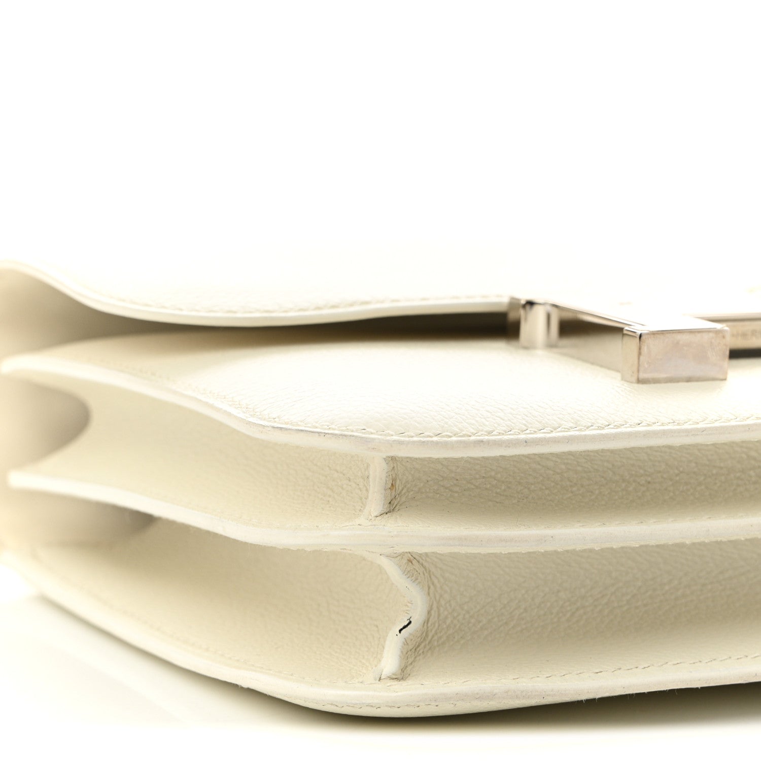 Evercolor Constance 18 White