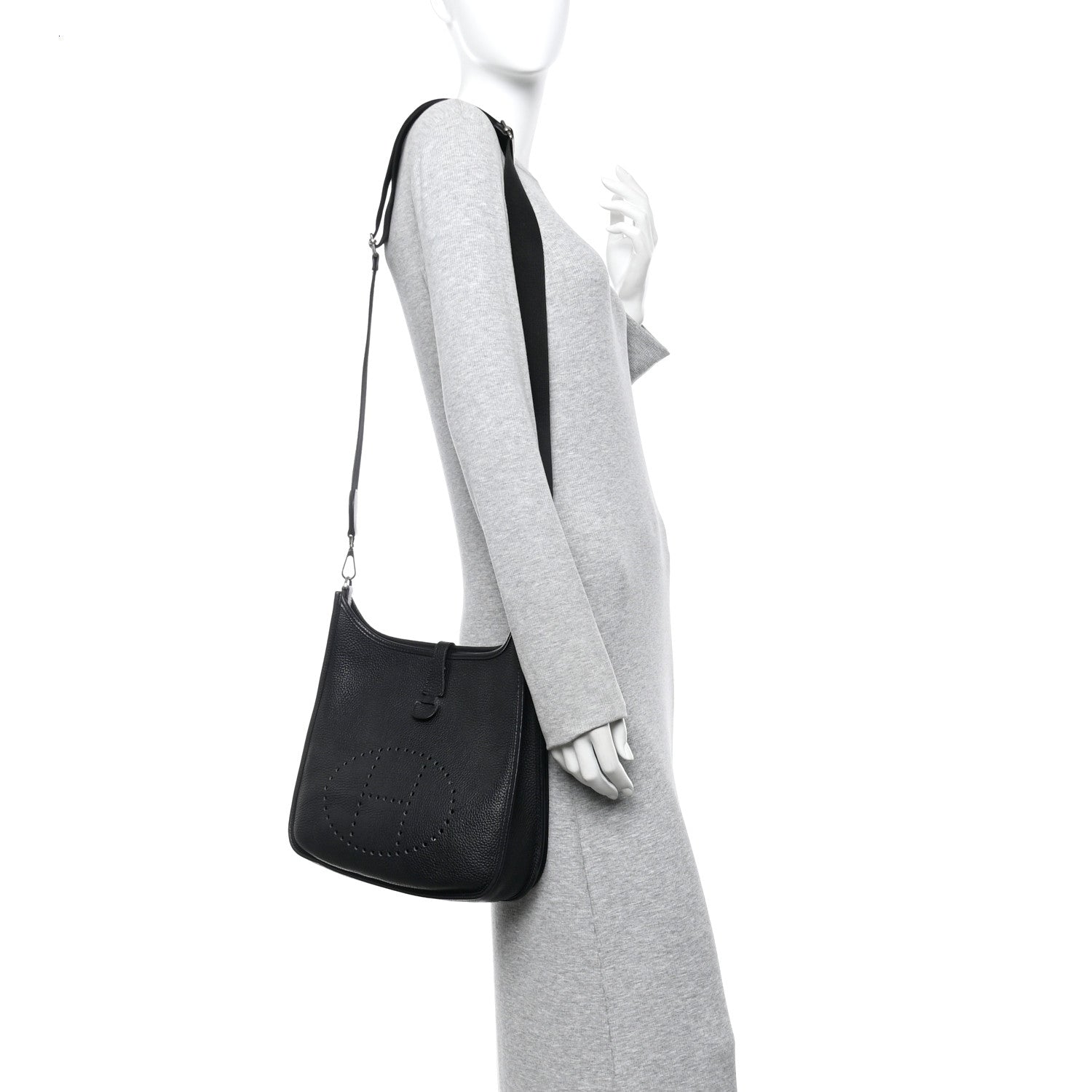 Taurillon Clemence Evelyne III PM Black