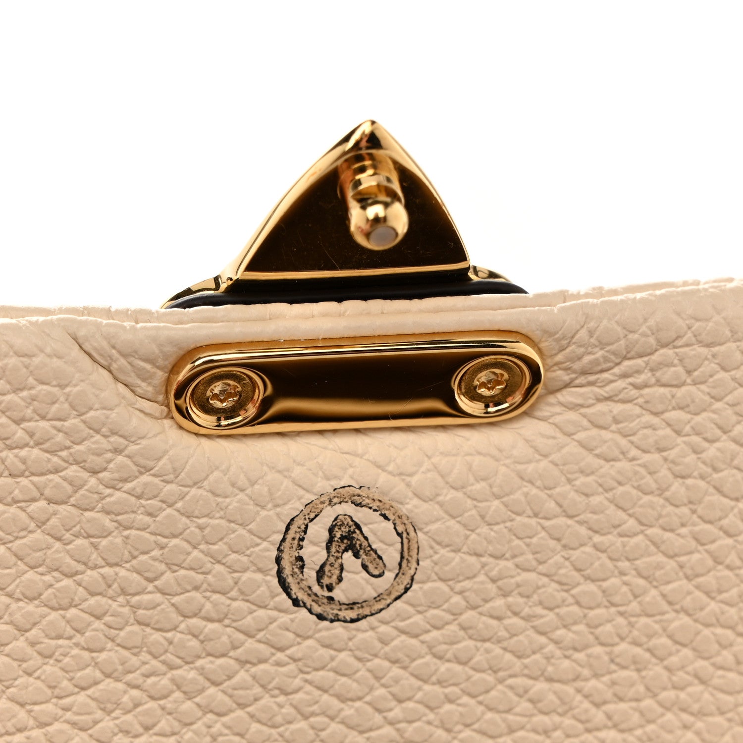 Empreinte Monogram Nano Madeleine Creme