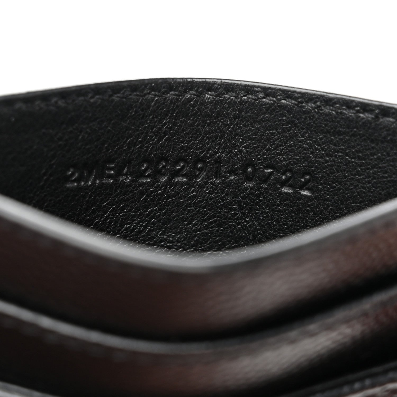 Grain De Poudre Matelasse Chevron Monogram Credit Card Case Black