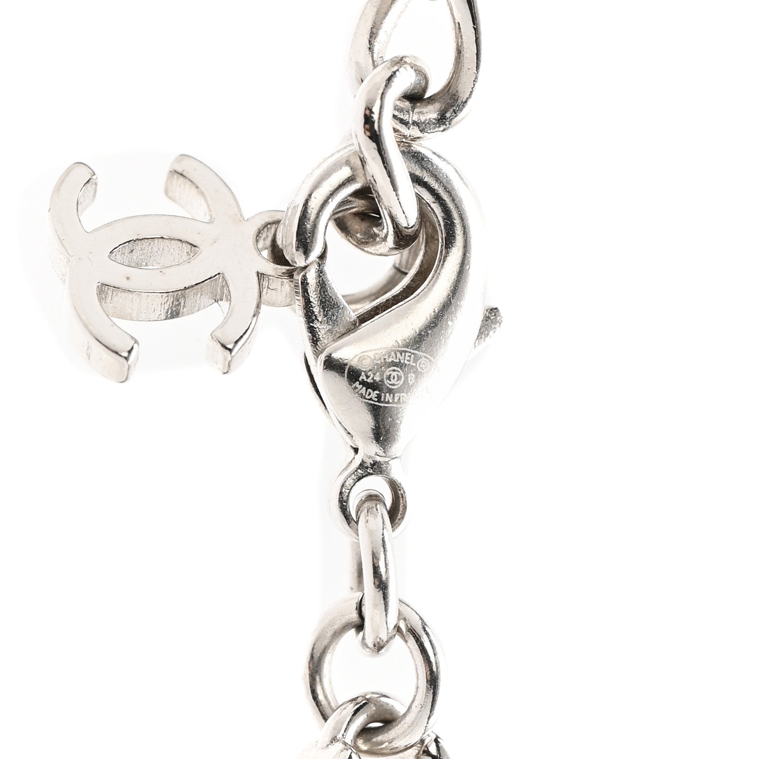 Metal CC Short Chain Necklace Silver