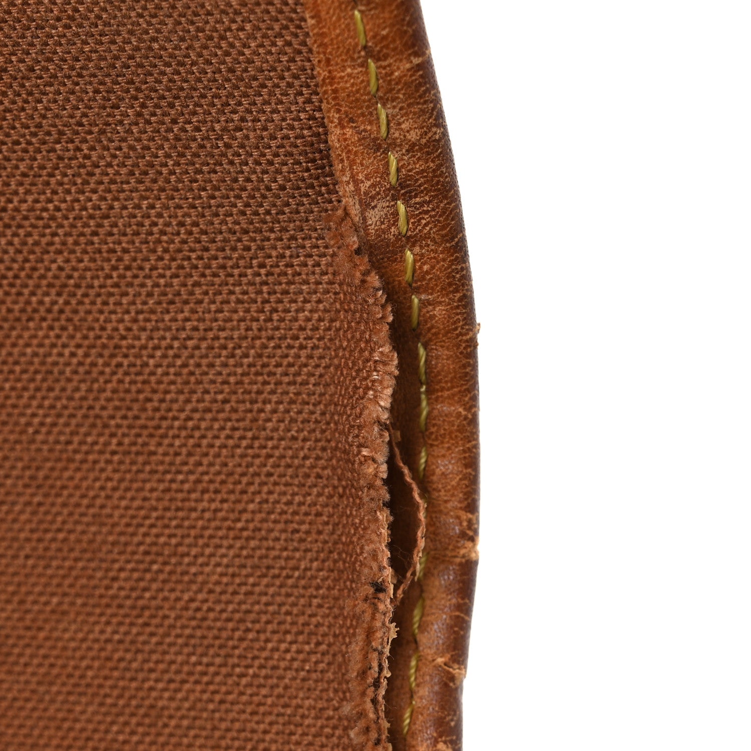 Monogram Bosphore PM Messenger