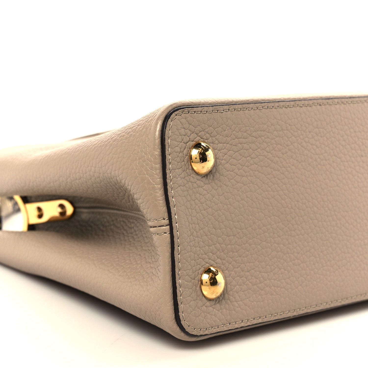 Taurillon Snakeskin Capucines PM Galet