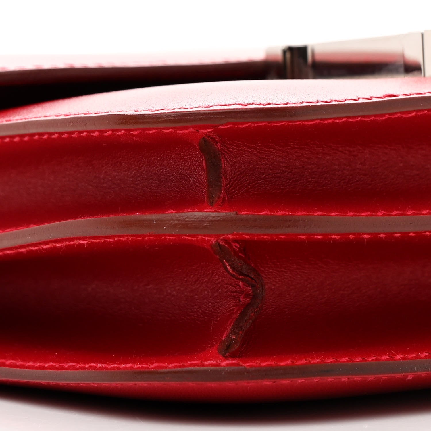 Tadelakt Constance 18 Rouge Vif