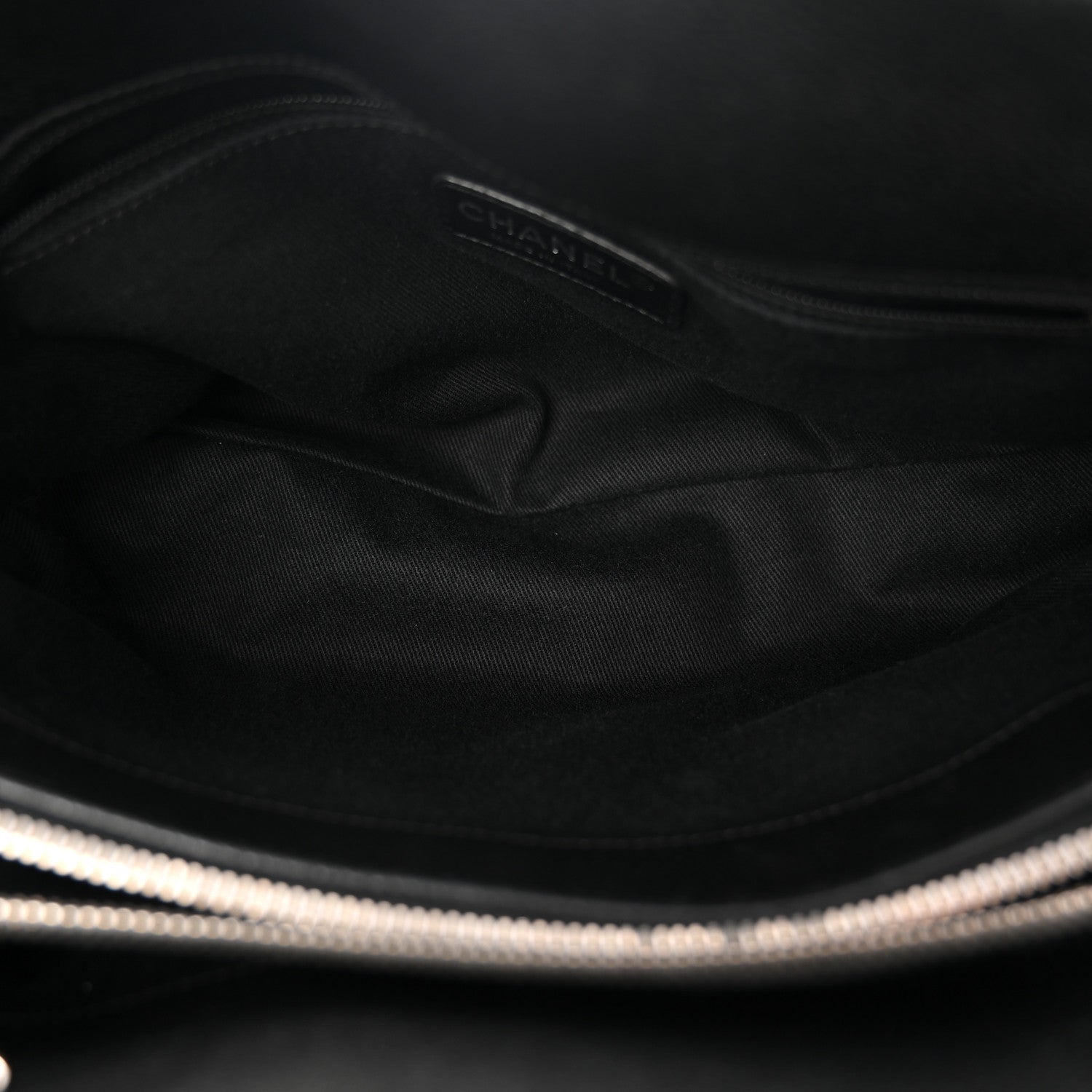 Caviar Quilted CC Timeless Soft Tote Black