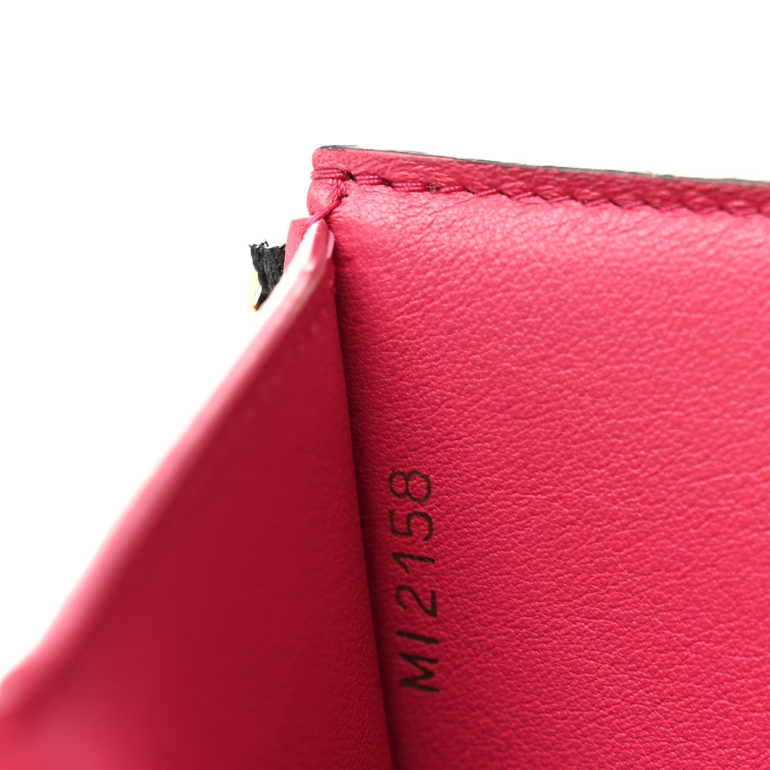 Taurillon Capucines Compact Wallet Black