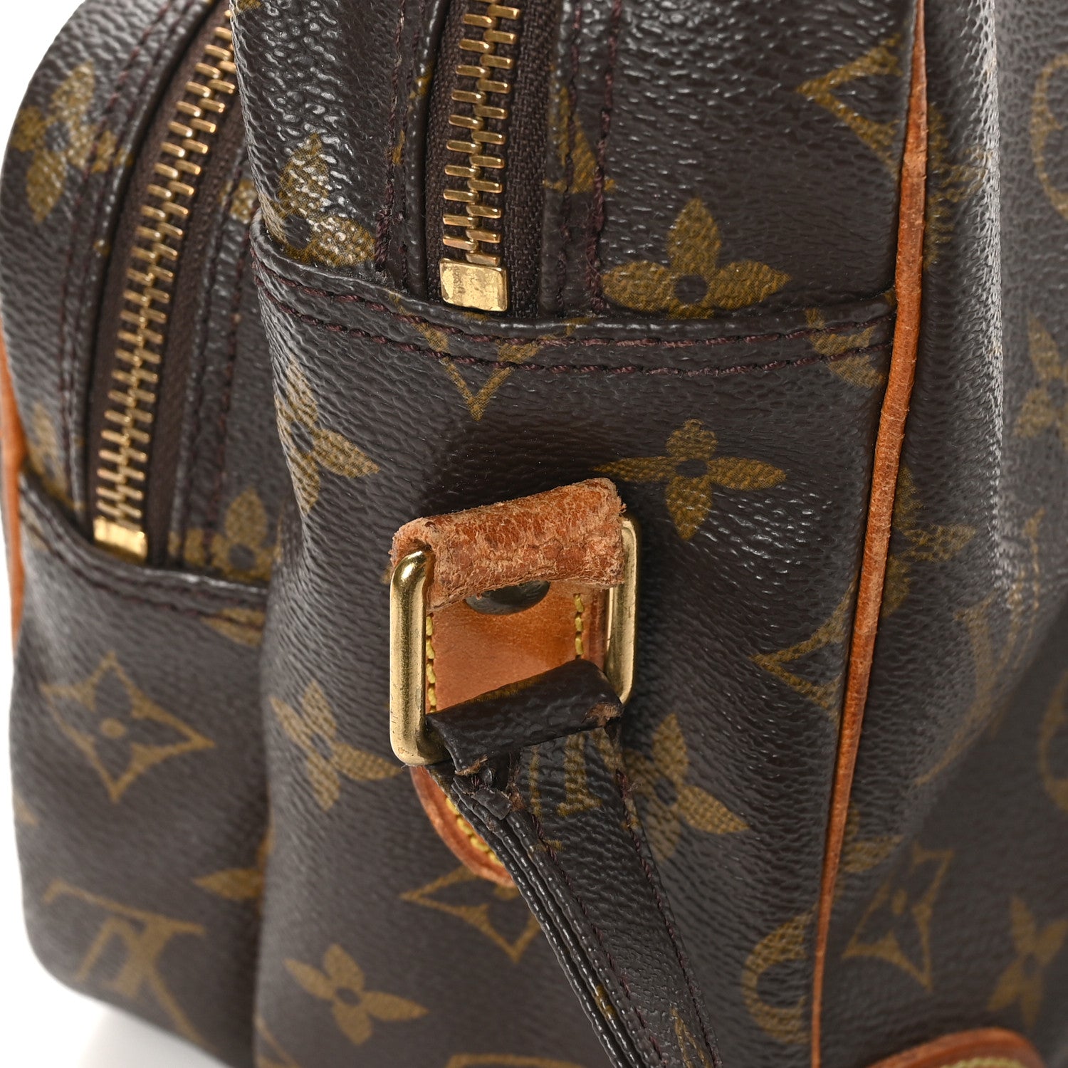 Monogram Nil 28