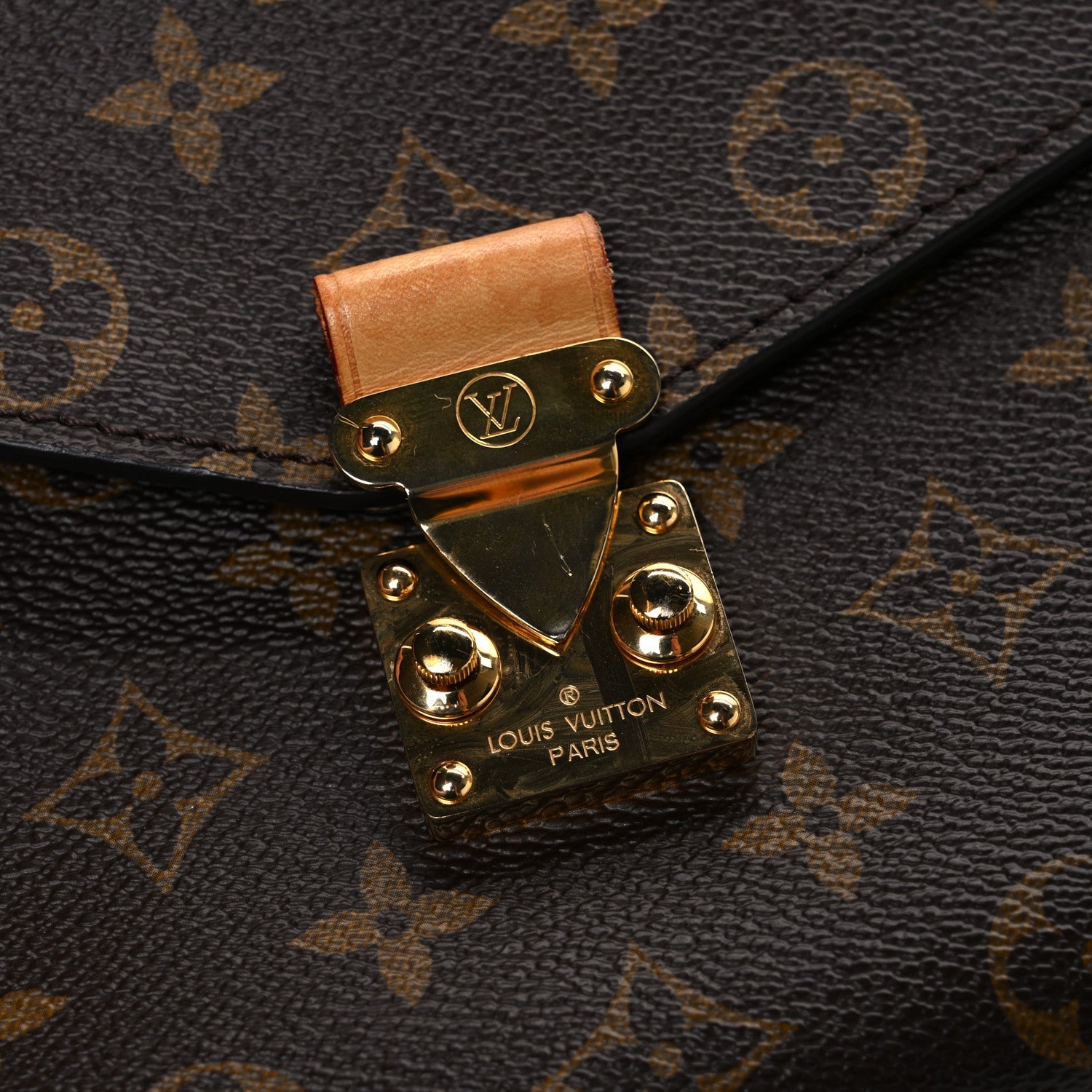 Monogram Pochette Metis