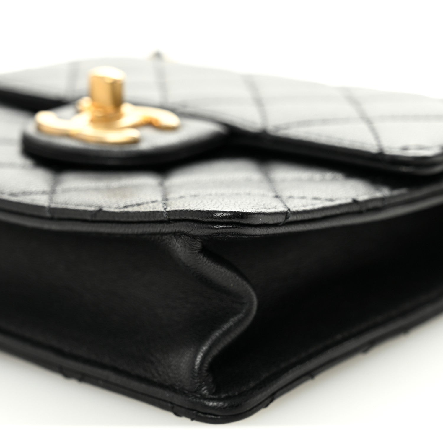 Goatskin Quilted Chic Pearls Flap Black