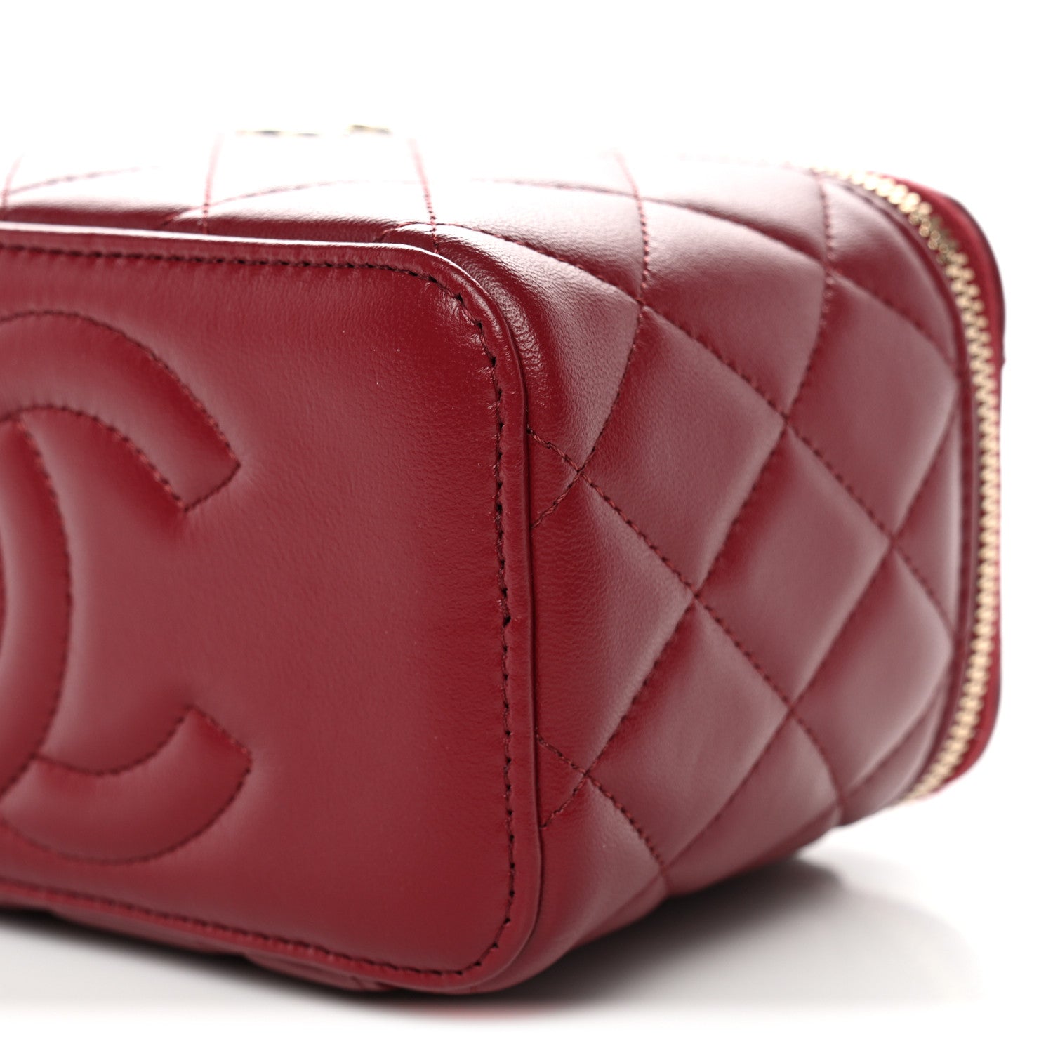 Lambskin Quilted Small Top Handle Vanity Case With Chain Burgundy