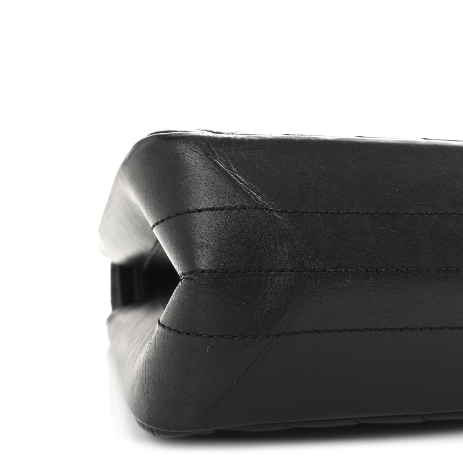 Aged Calfskin Chevron Quilted 2.55 Reissue 226 Flap Black