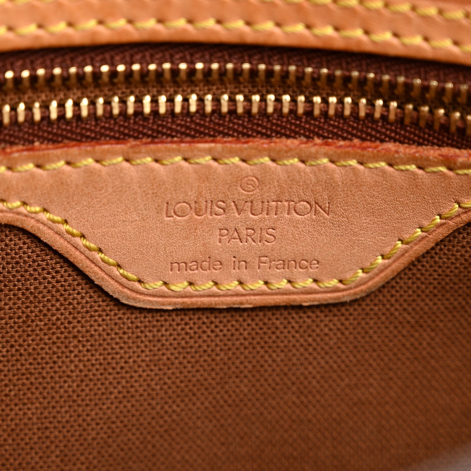 Monogram Trotteur