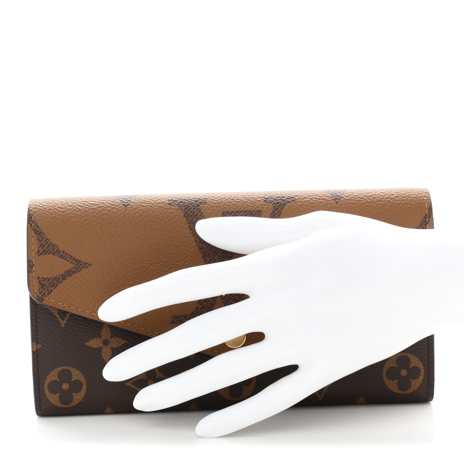Reverse Monogram Giant Sarah Wallet