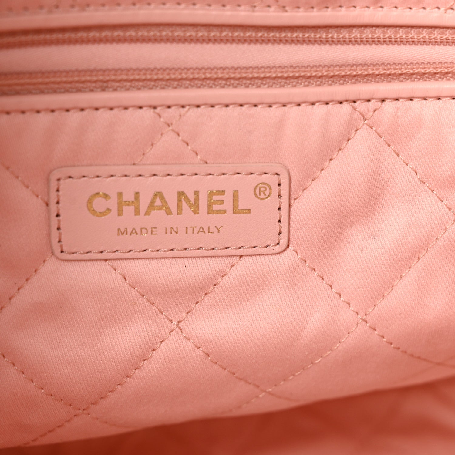 Shiny Calfskin Quilted Small Chanel 22 Light Pink