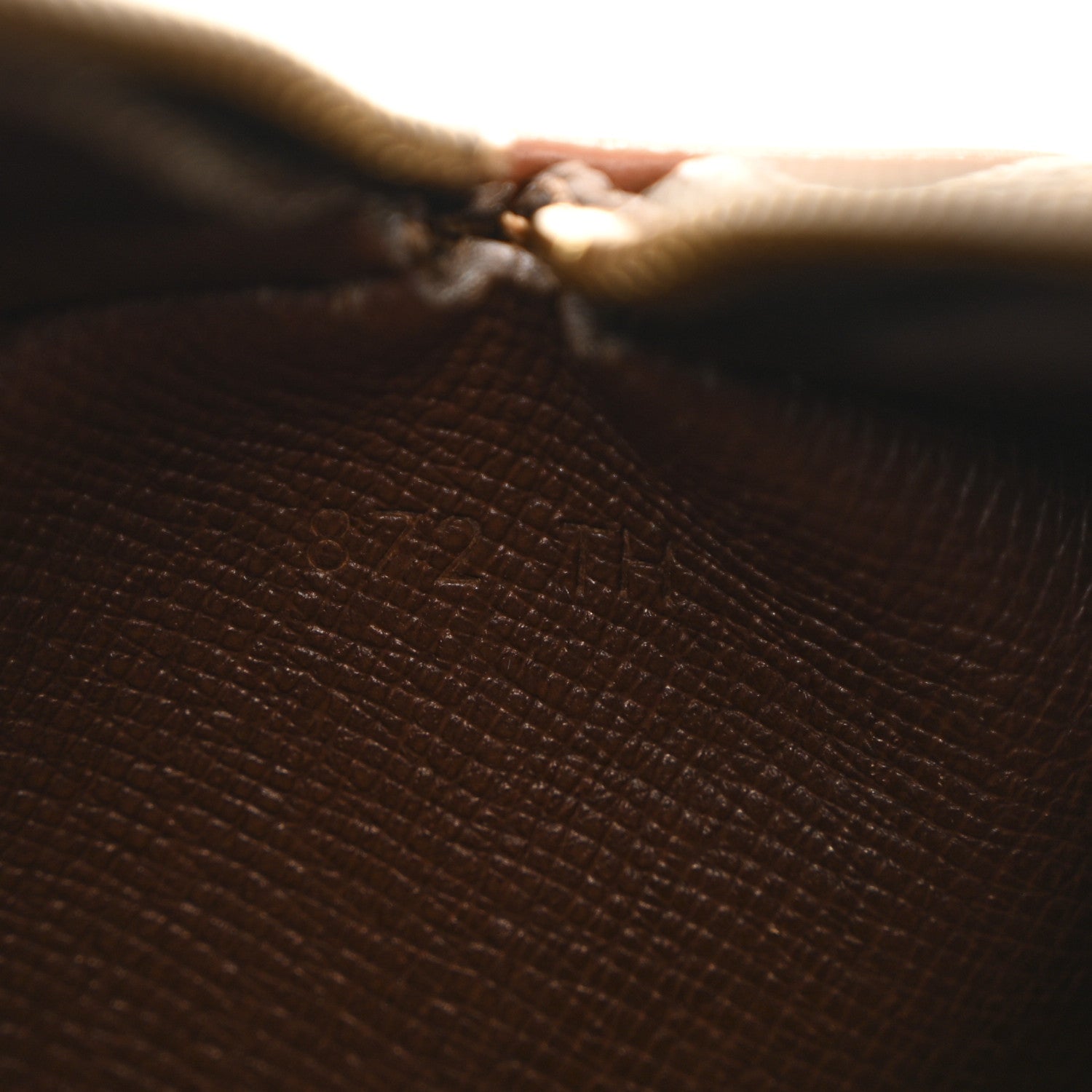 Monogram Papillon 26