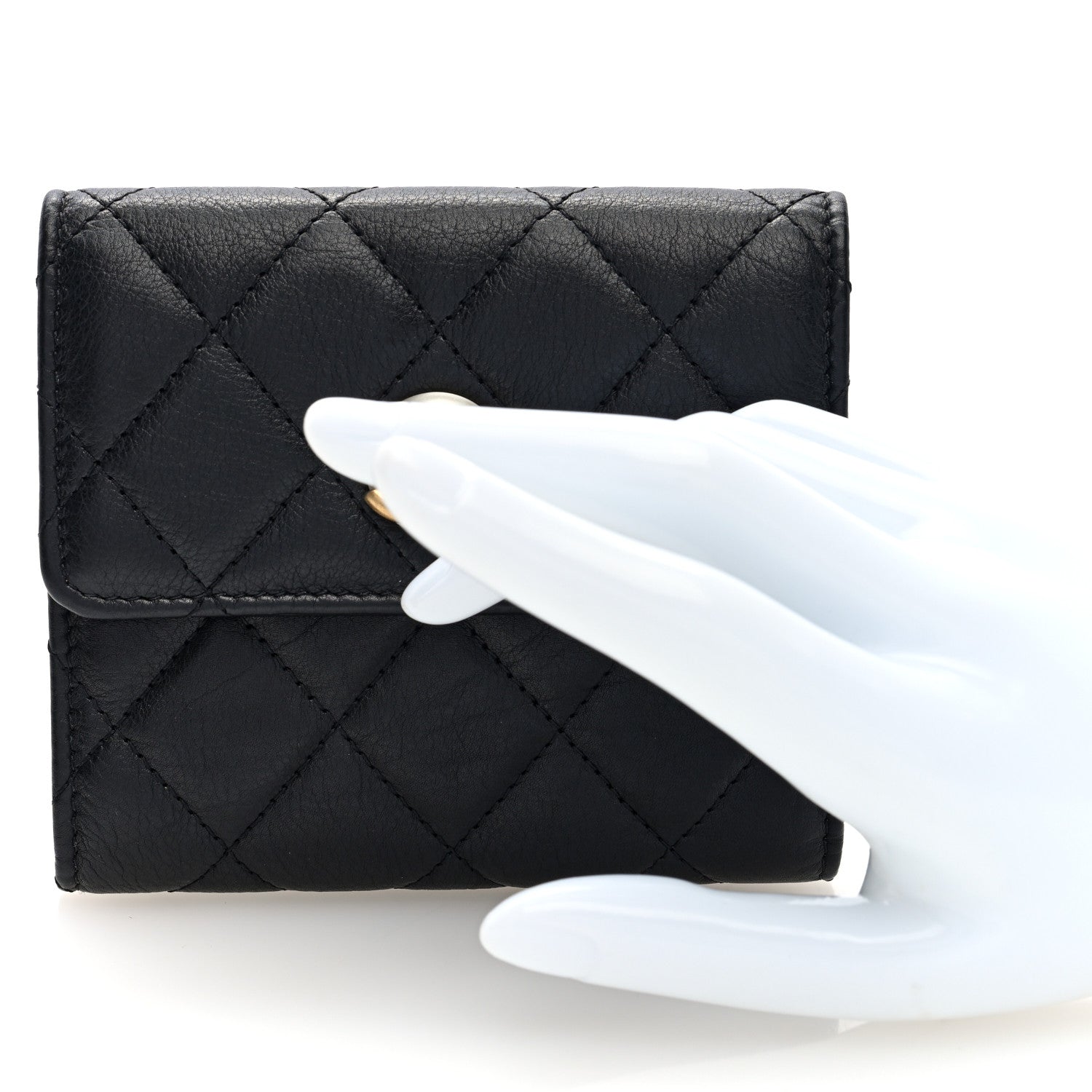 Calfskin Quilted Pearl CC Medium Flap Wallet  Black