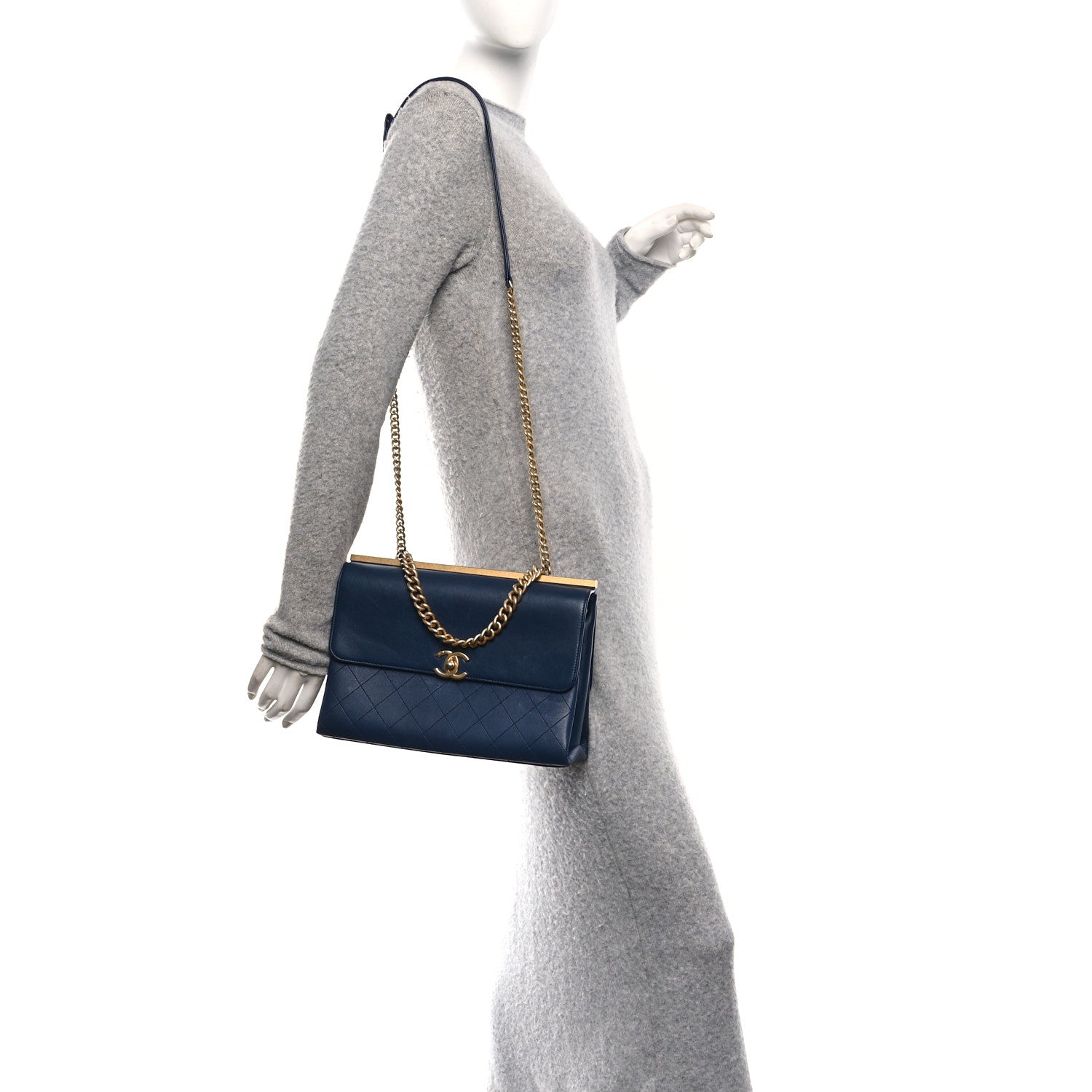 Lambskin Stitched Coco Luxe Medium Flap Blue
