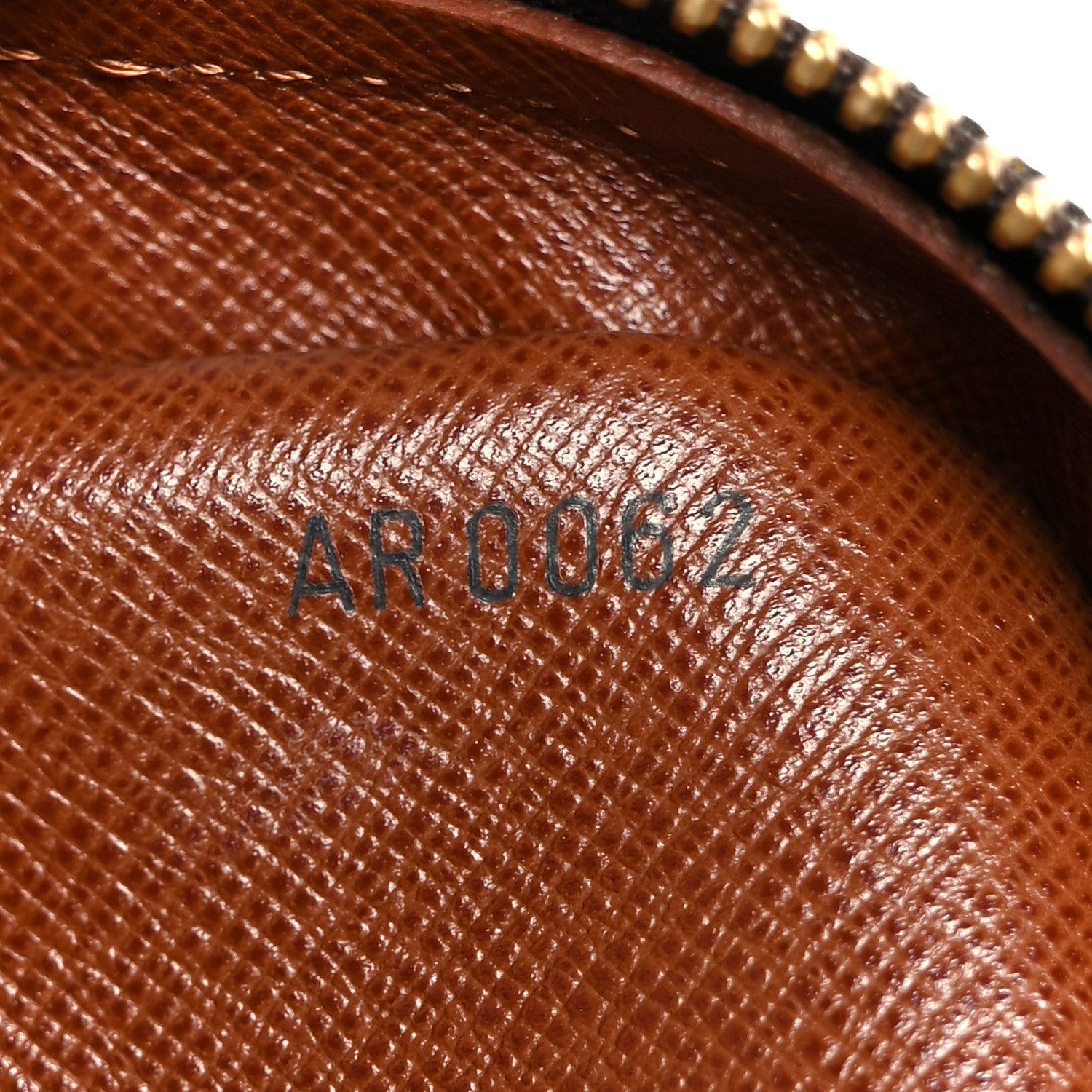 Monogram Amazone