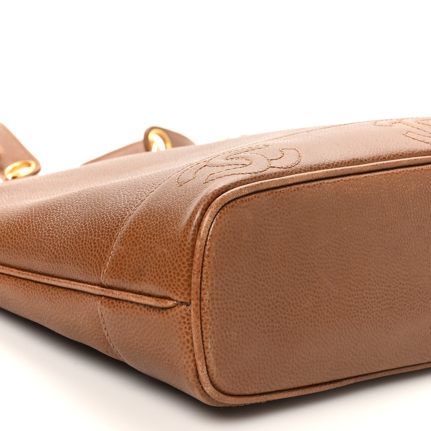 Caviar CC Shoulder Bag Brown
