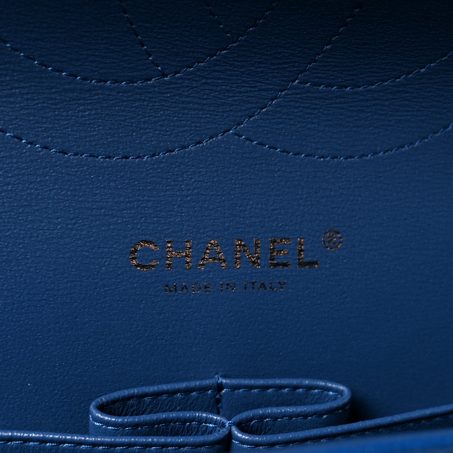 Caviar Chevron Quilted Jumbo Double Flap Blue