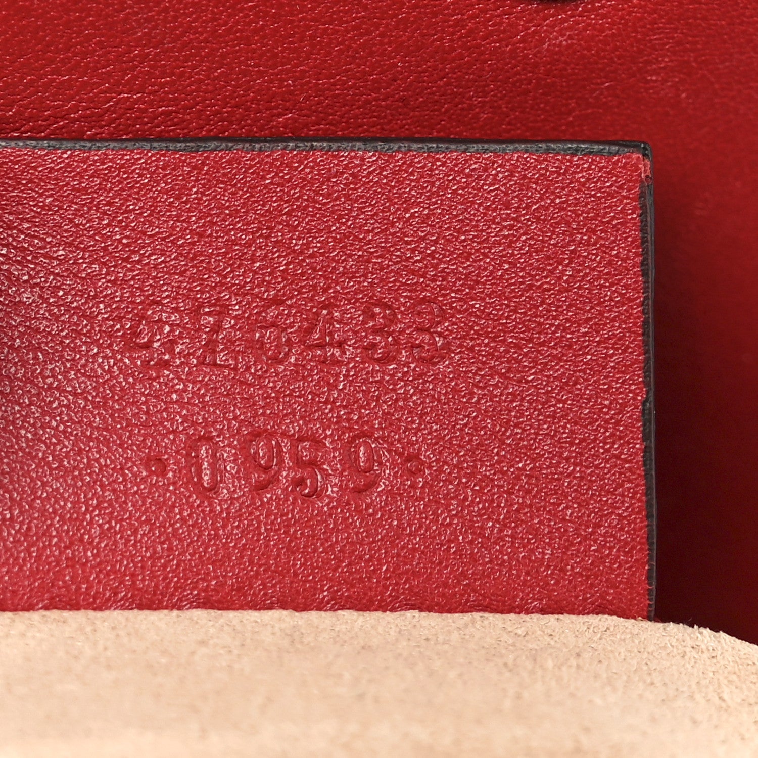 Calfskin Matelasse Super Mini GG Marmont Shoulder Bag Hibiscus Red