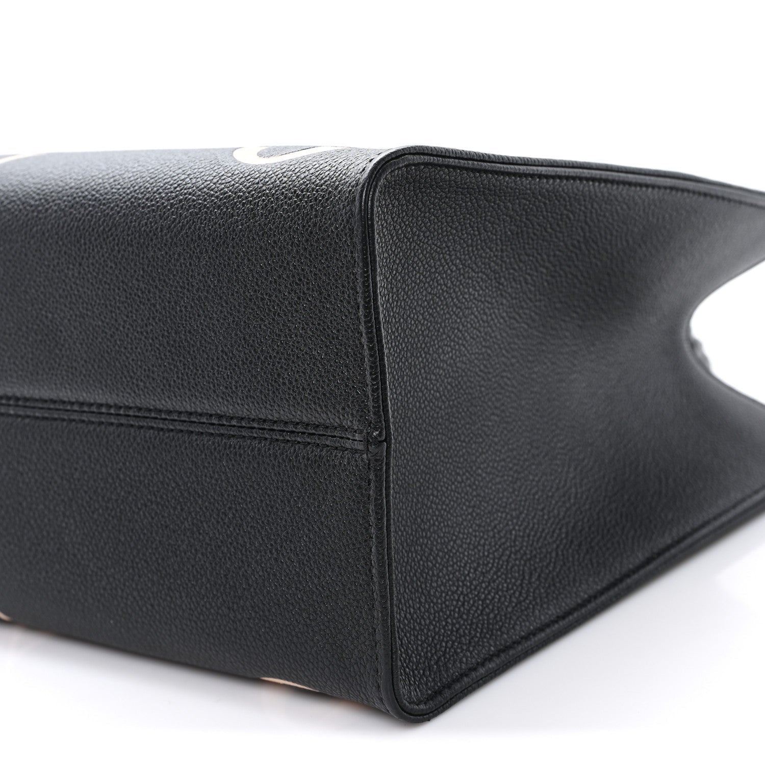 Empreinte Monogram Giant Onthego MM Black Beige