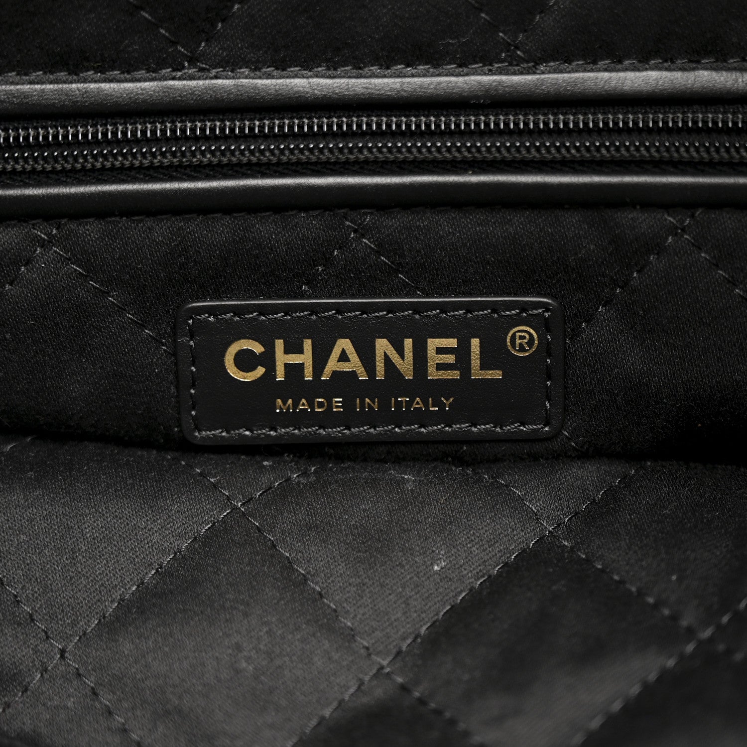 Shiny Calfskin Quilted Small Chanel 22 Black