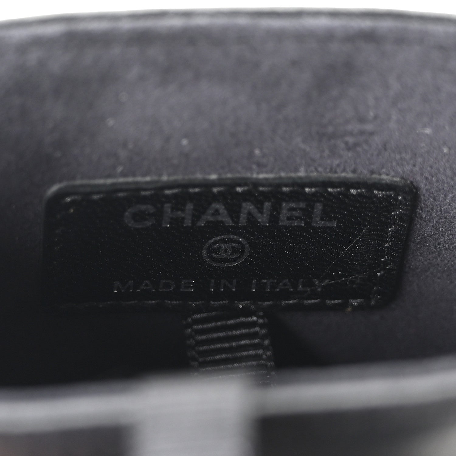 Lambskin Quilted Chain Around Phone Holder Black