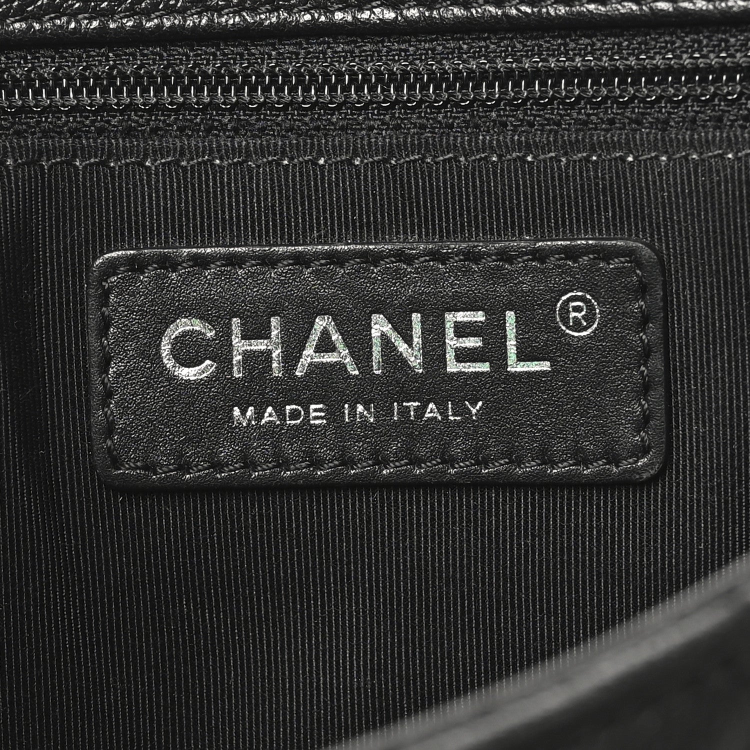Calfskin Quilted Casual Pocket Messenger Flap Black
