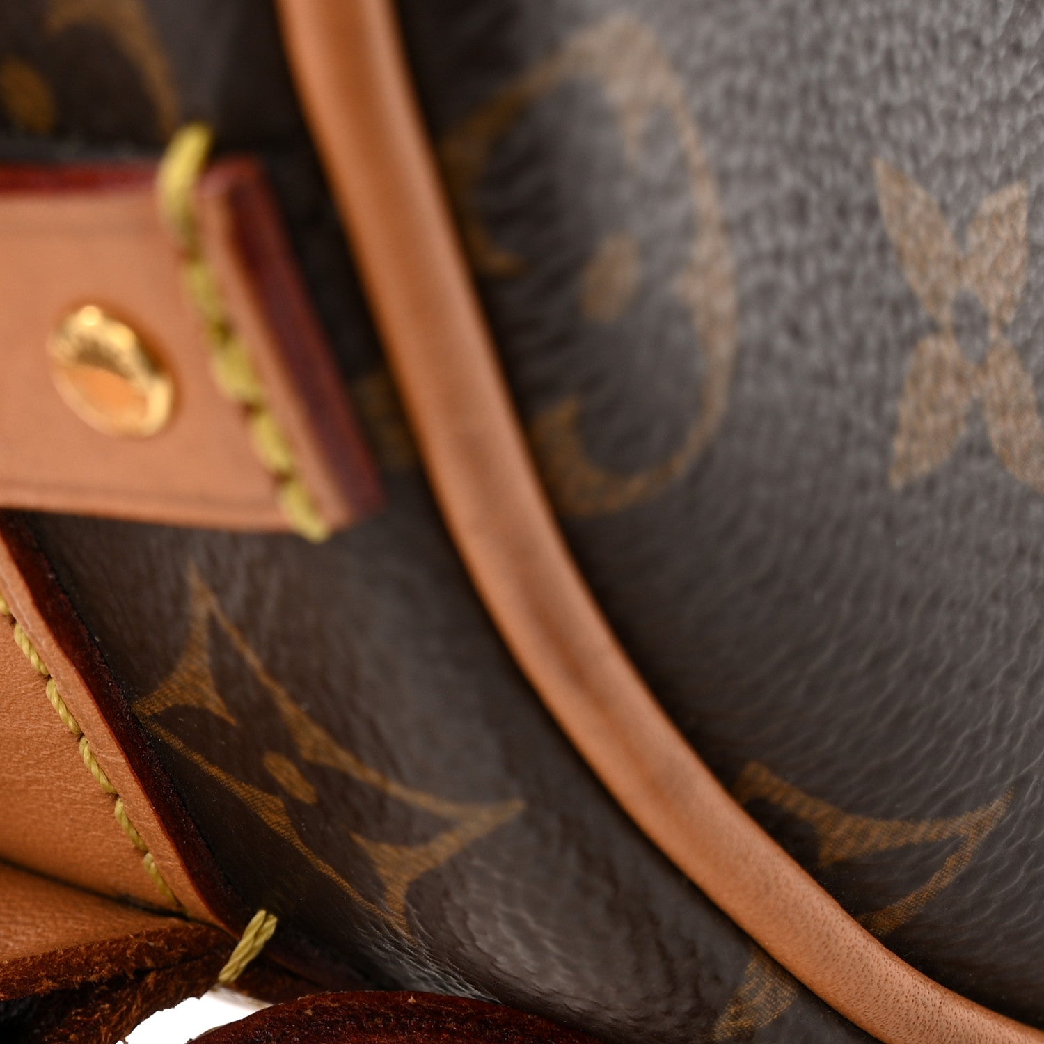 Monogram Boite Chapeau Souple PM