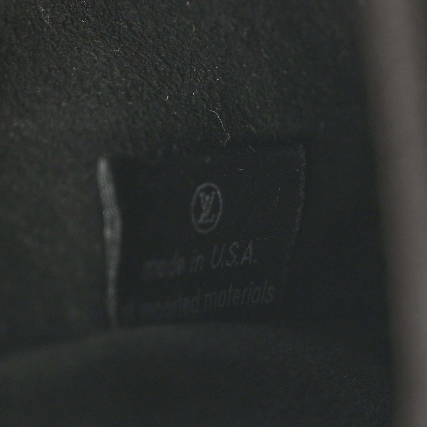 Reverse Monogram Pochette Metis