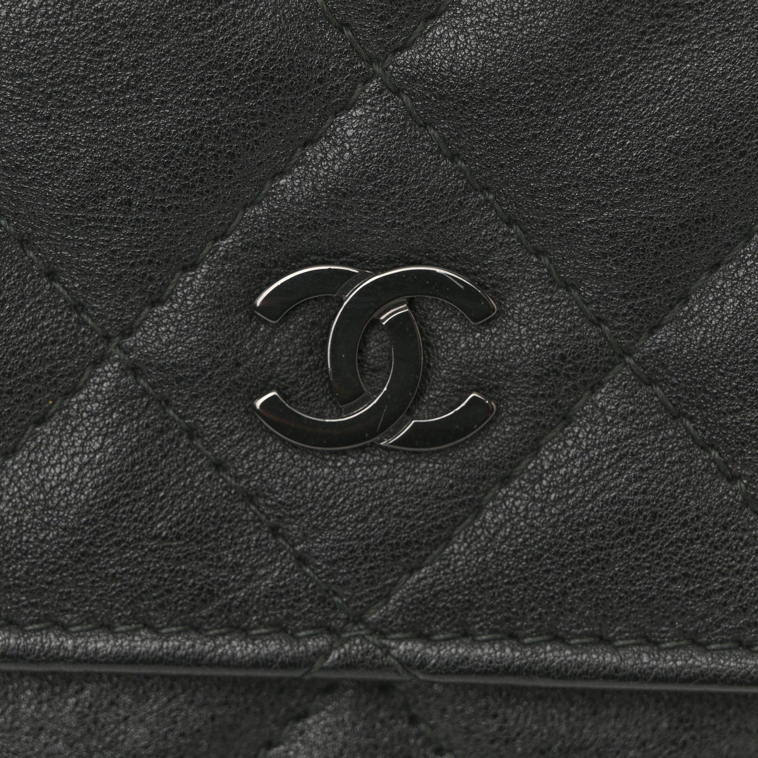 Crumpled Calfskin Quilted Wallet On Chain WOC So Black