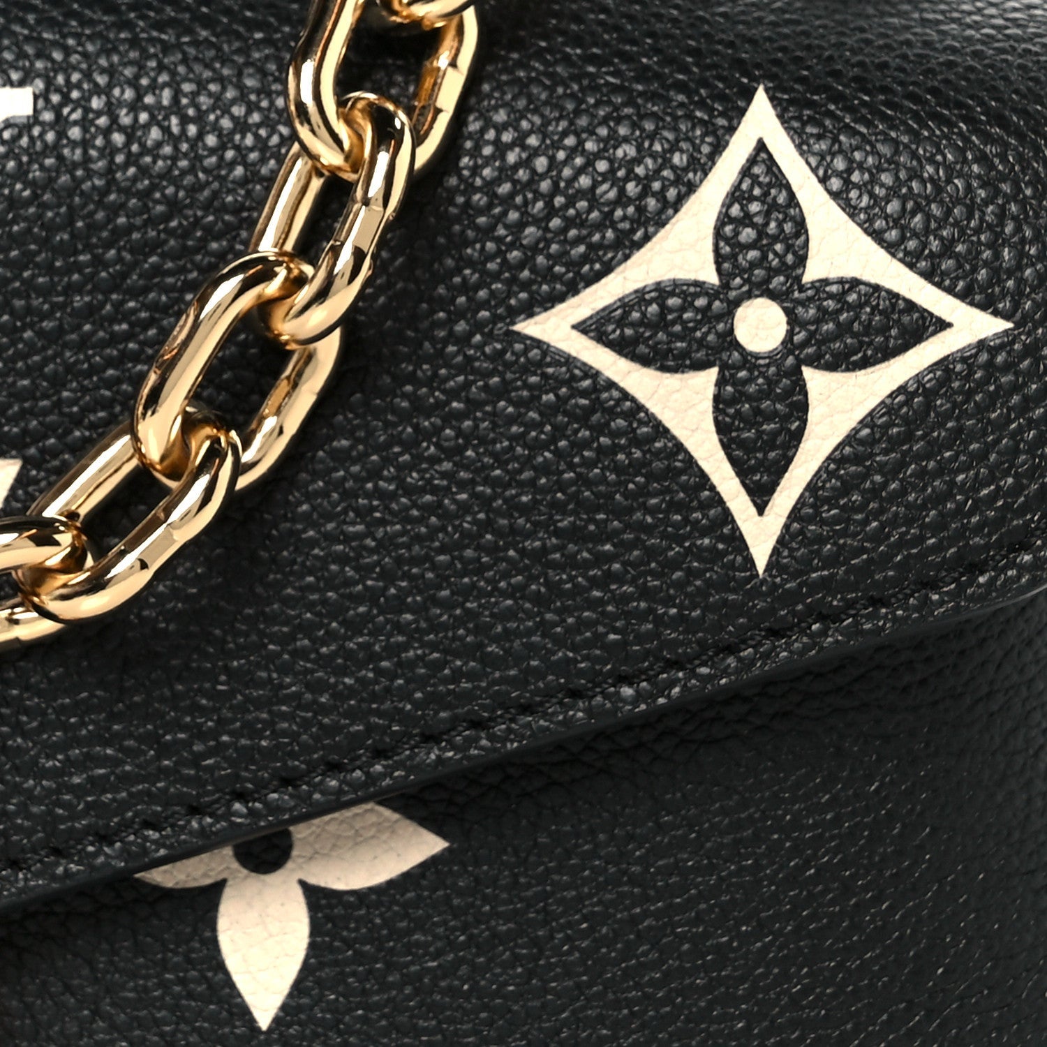 Empreinte Monogram Giant Pochette Metis East West Black Beige