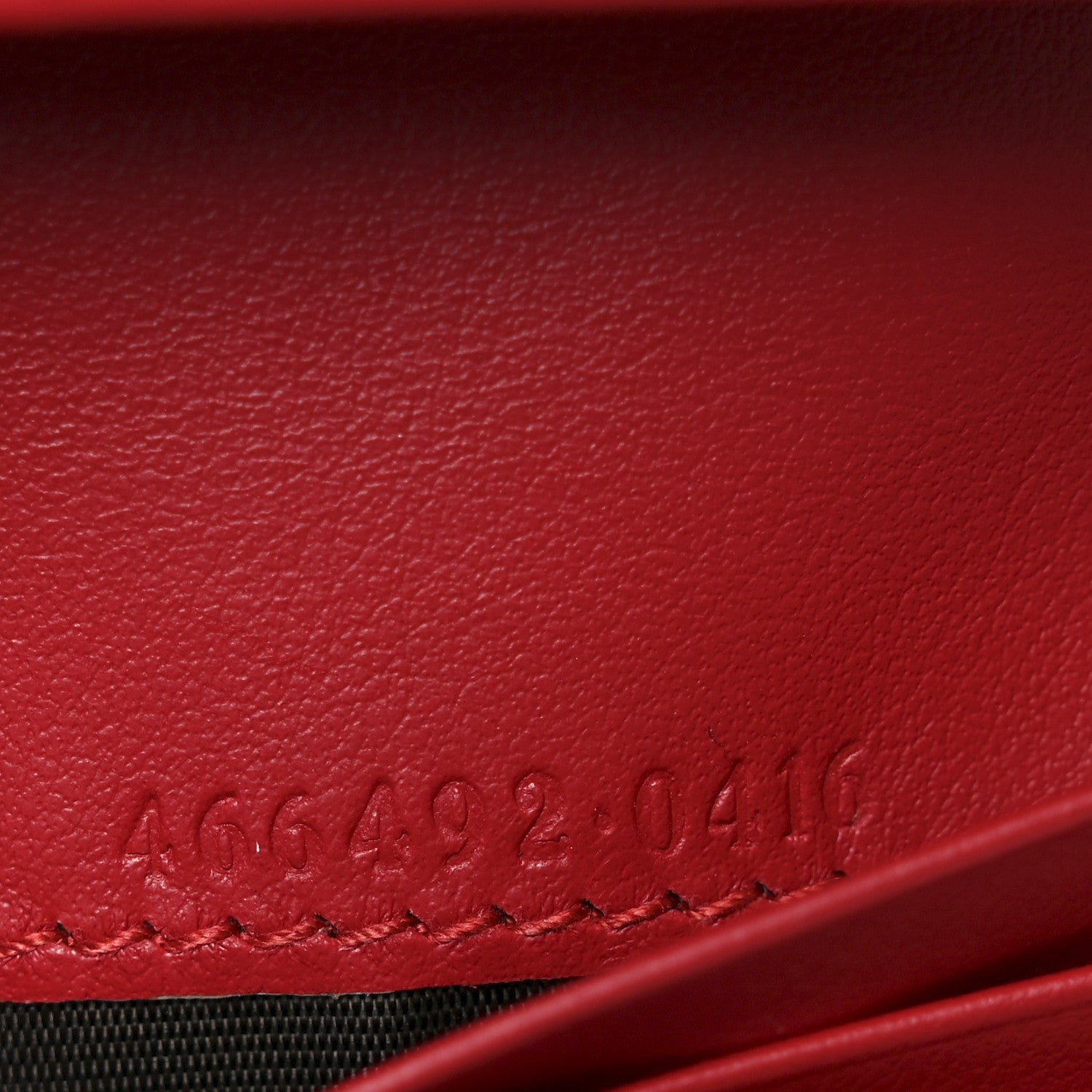 Calfskin Matelasse GG Marmont Card Case Wallet