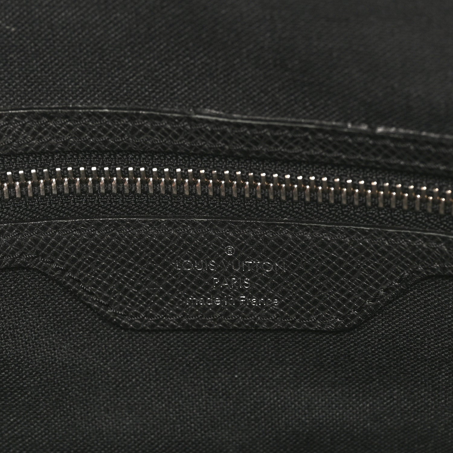 Taiga Roman GM Messenger Black