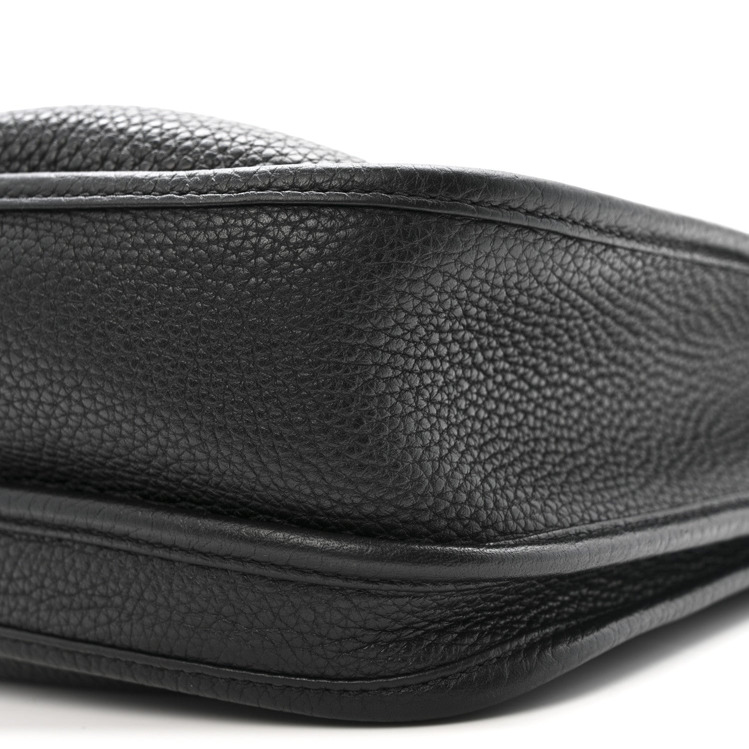 Taurillon Clemence Evelyne III PM Black