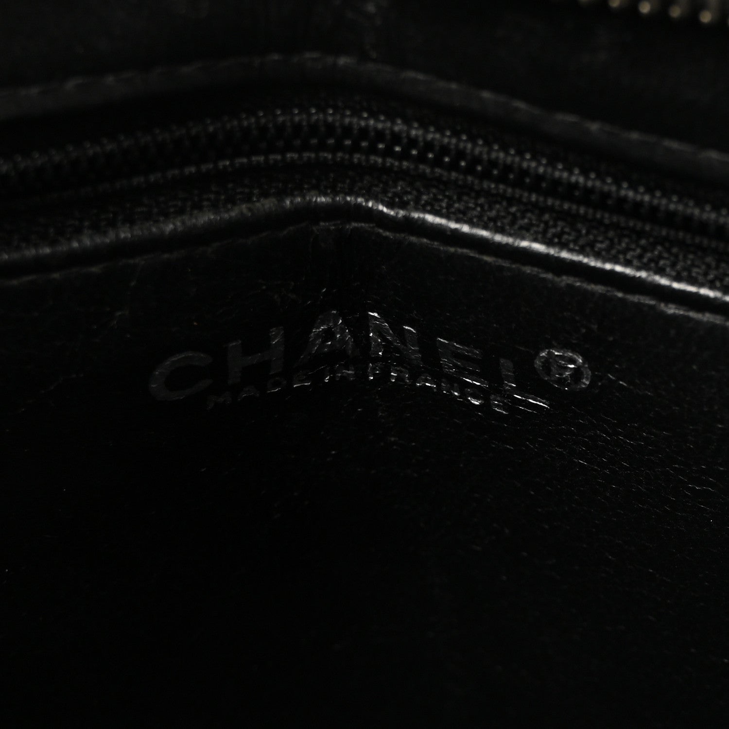 Caviar Quilted Medallion Tote Black