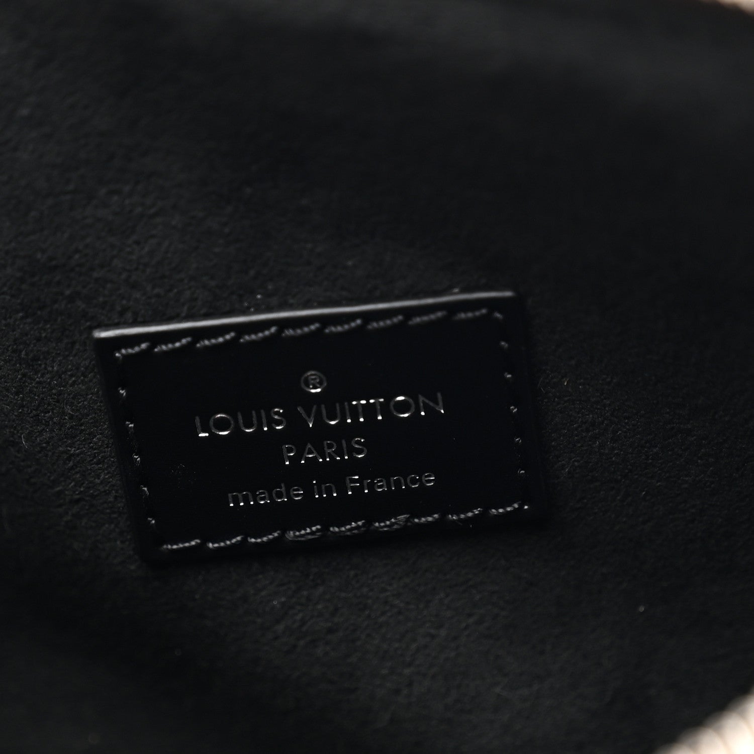 Monogram Low Key Hobo MM Pochette Black