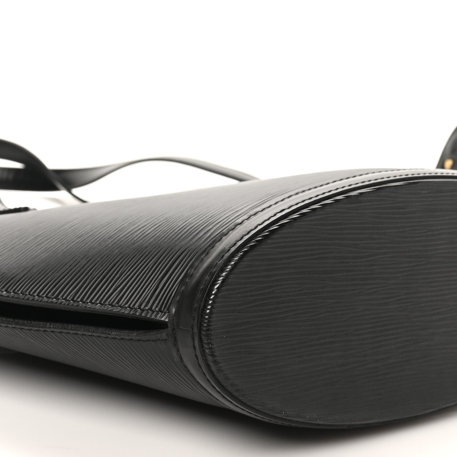 Epi Saint Jacques PM Long Straps Black