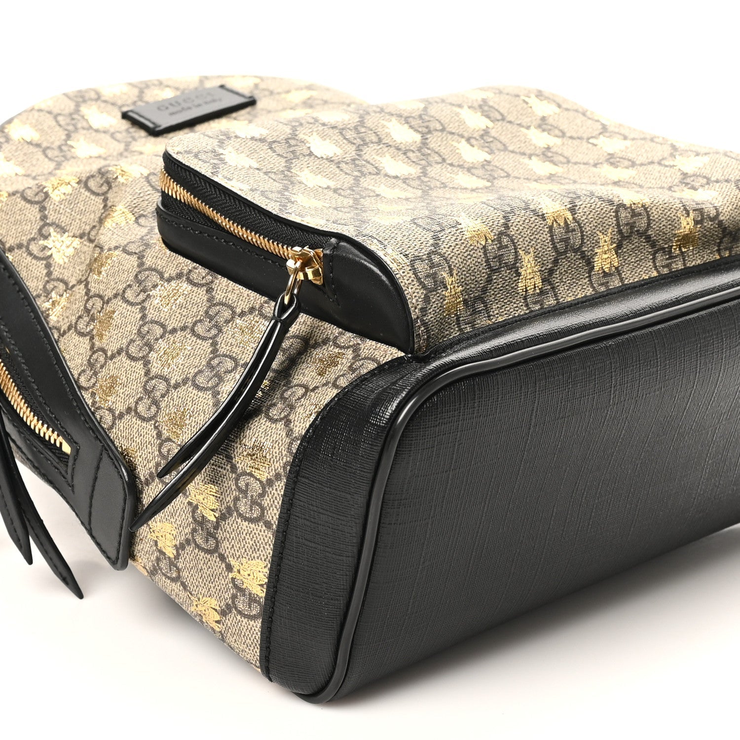 GG Supreme Monogram Bees Print Small Day Backpack Beige Oro Black