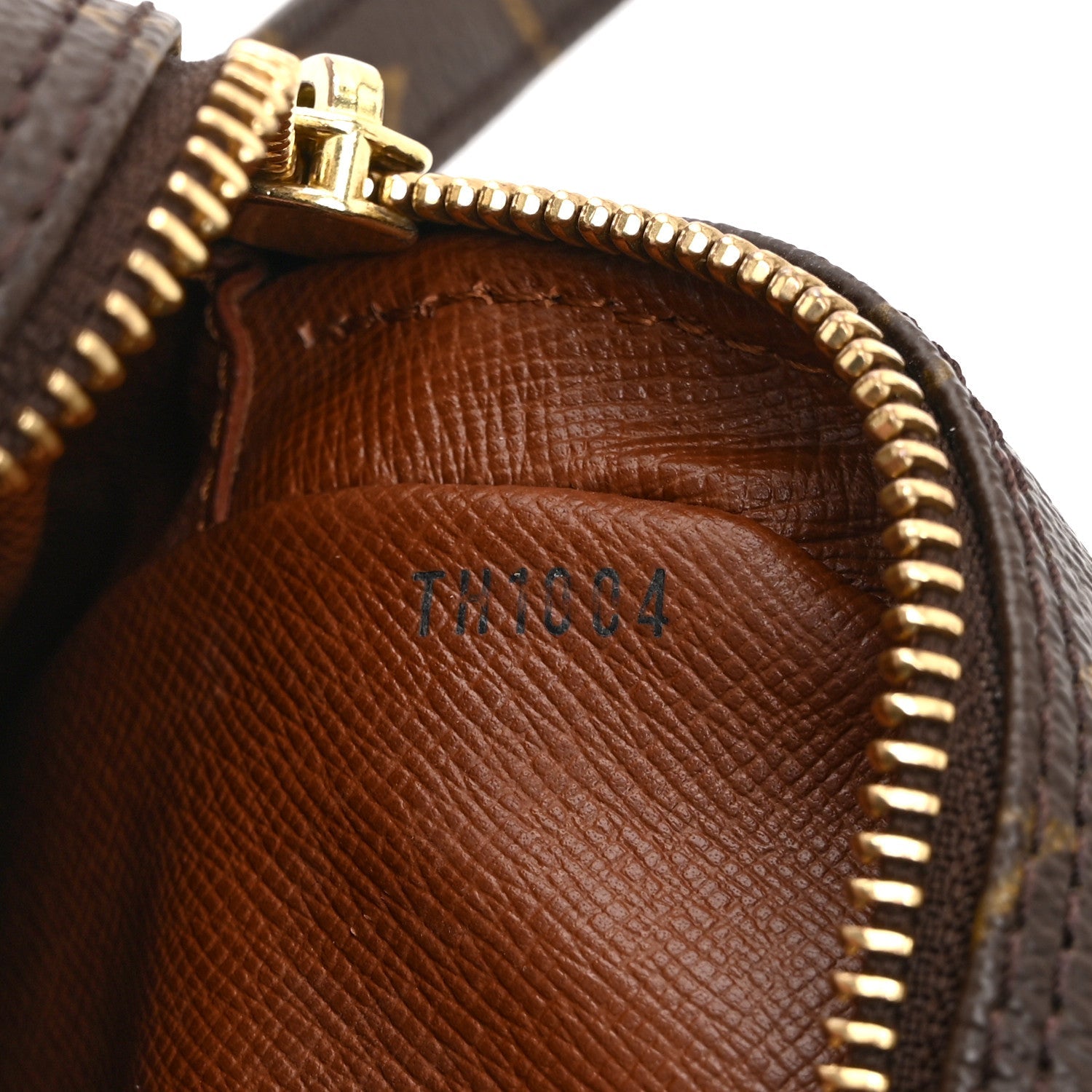 Monogram Amazone