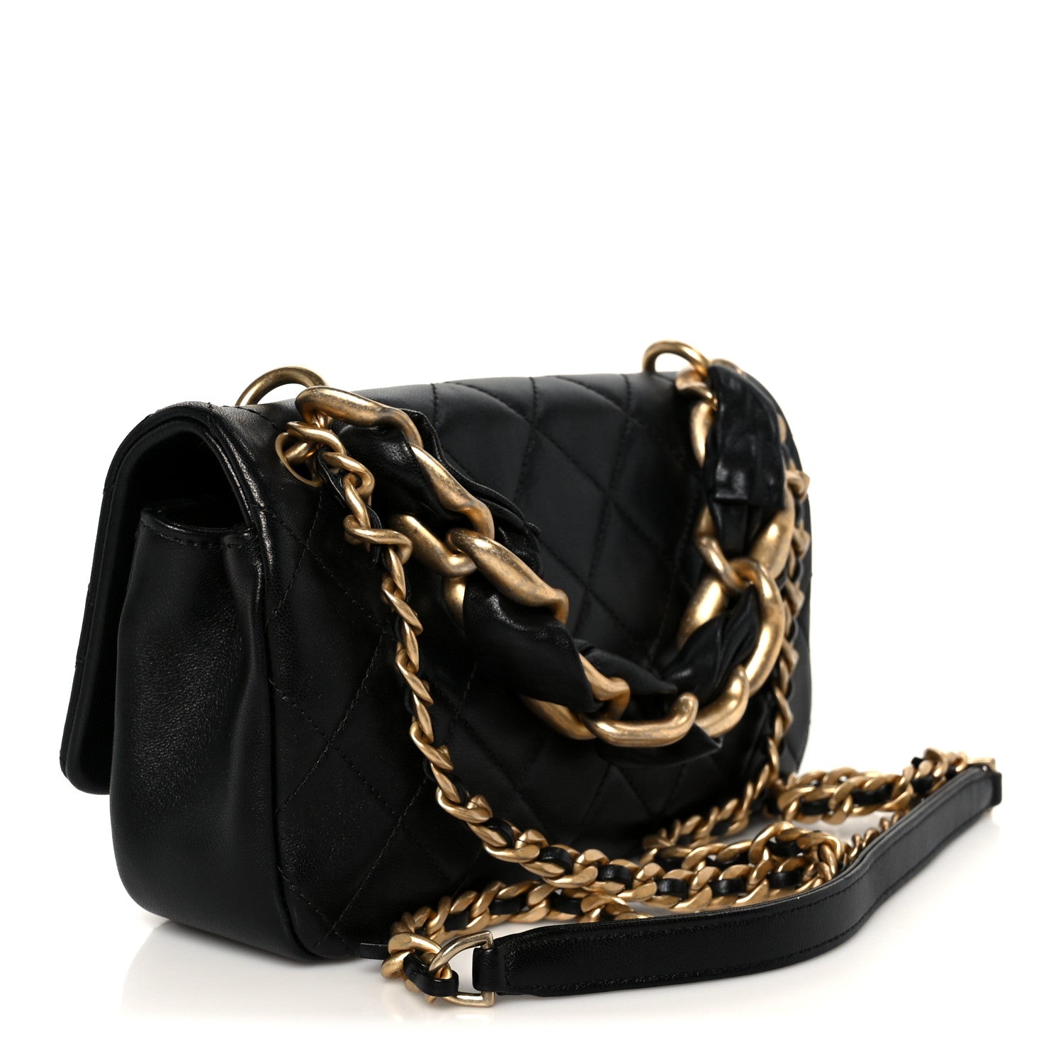 Shiny Lambskin Chain Is More Flap Black