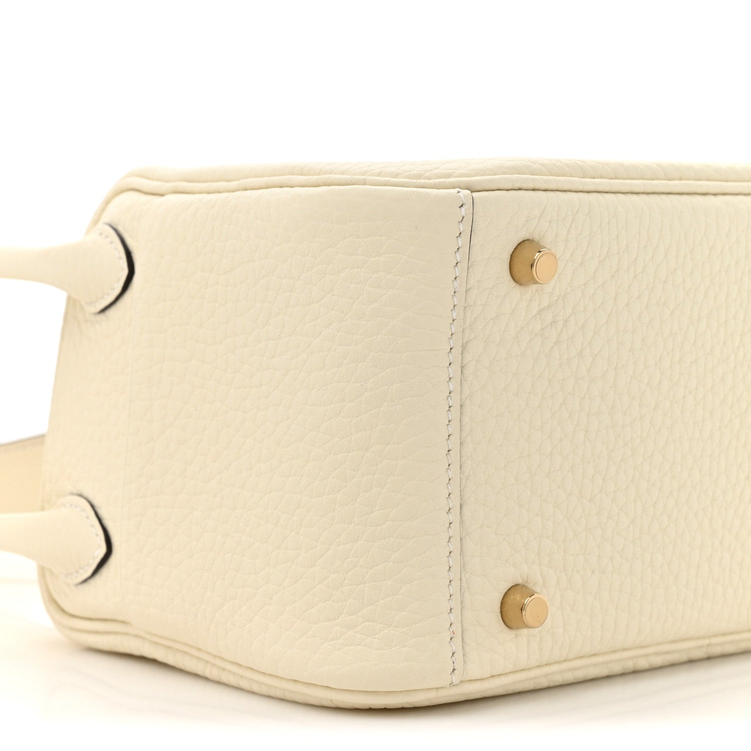 Taurillon Clemence Mini Lindy 20 So Cream