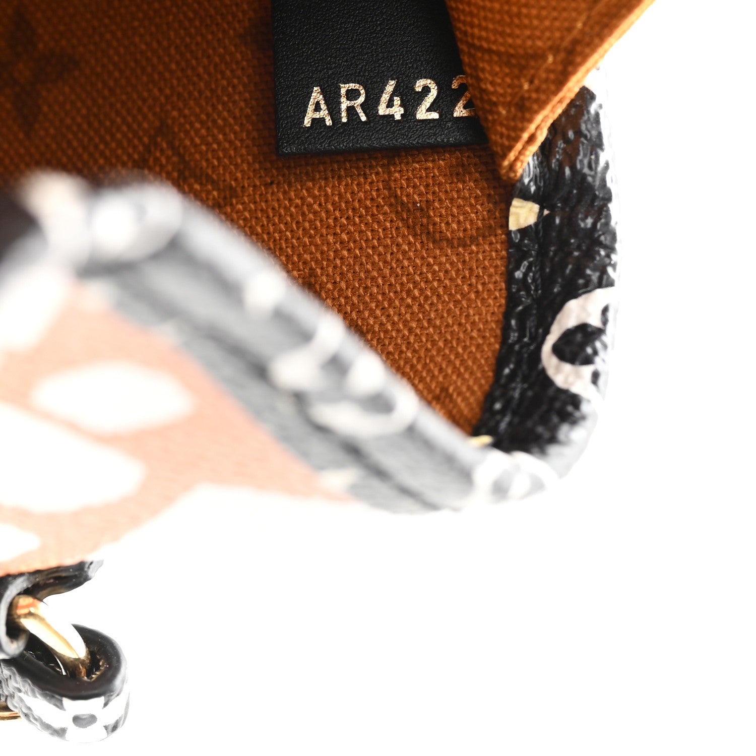 Monogram Giant Crafty Neverfull MM Creme Caramel