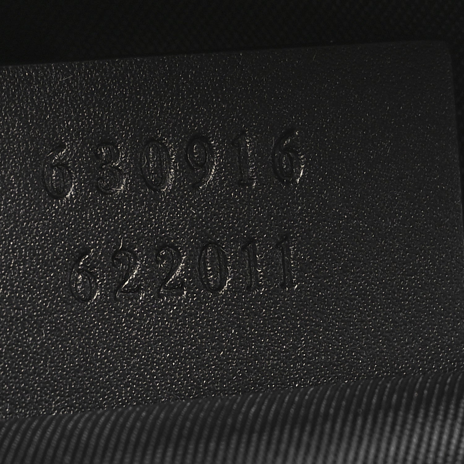 Techno Canvas Web Toiletry Case Black