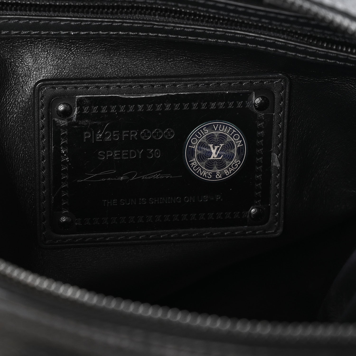 Calfskin Monogram Speedy P9 Bandouliere 30 Ultra Black