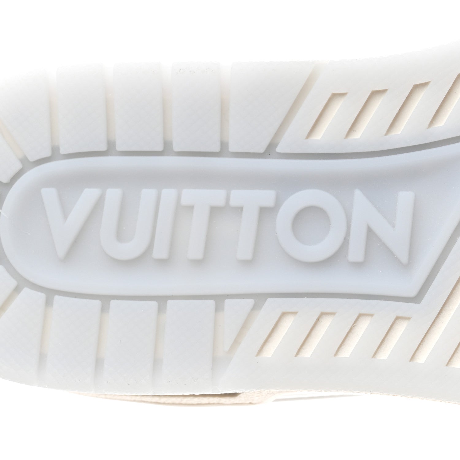 Grained Calfskin Womens LV Trainer Sneakers 37 White