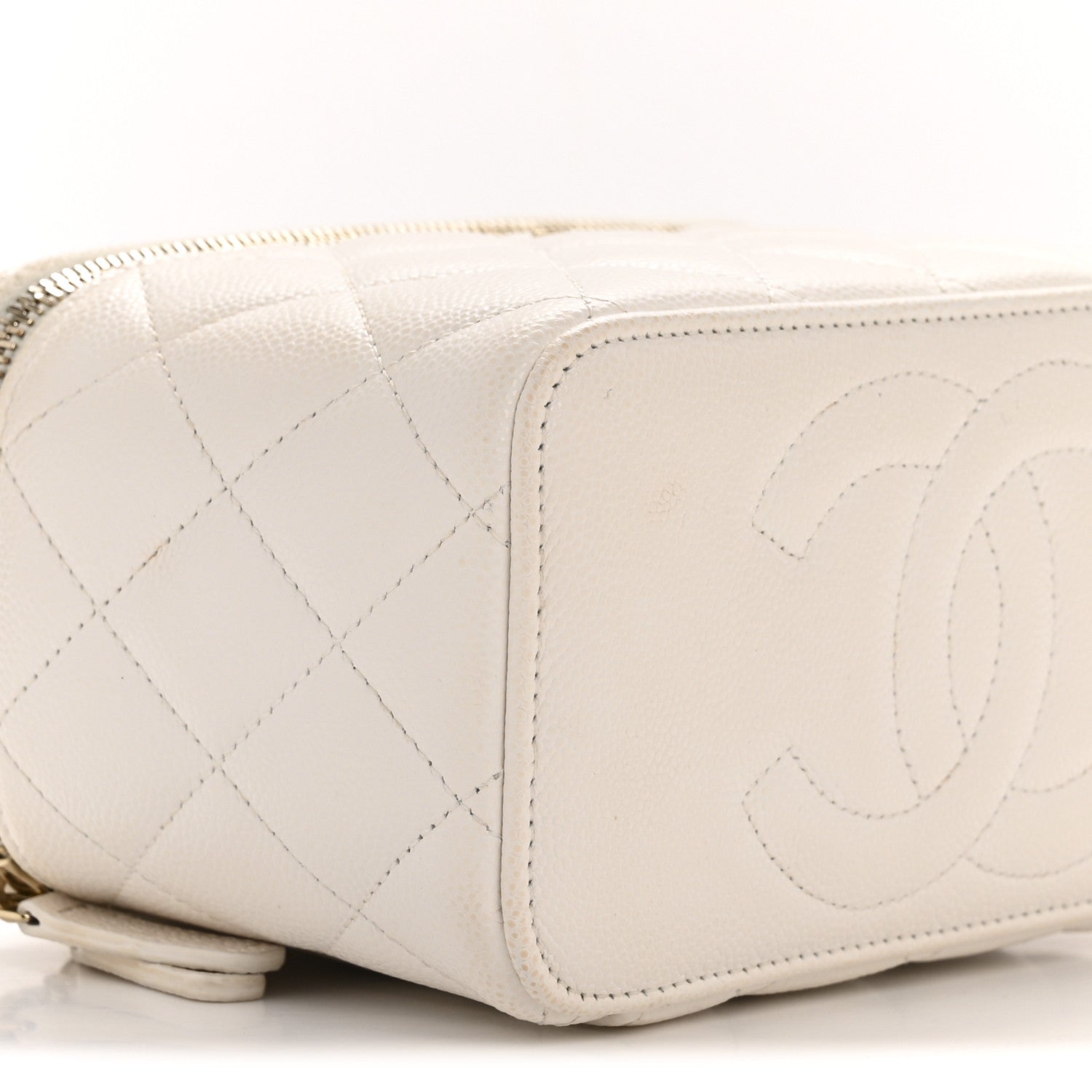 Caviar Quilted Small Vanity Case With Chain White